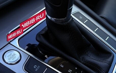 Volkswagen Passat B8 рестайлинг, 2017 год, 2 600 000 рублей, 14 фотография