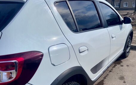 Renault Sandero II рестайлинг, 2018 год, 1 105 000 рублей, 5 фотография