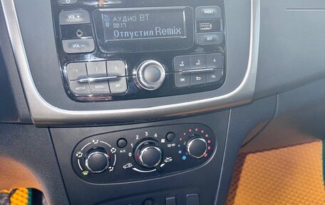 Renault Sandero II рестайлинг, 2018 год, 1 105 000 рублей, 15 фотография