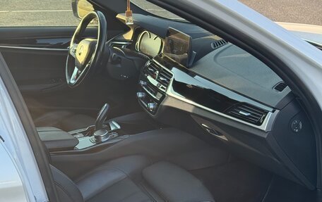 BMW 5 серия, 2017 год, 3 100 000 рублей, 22 фотография