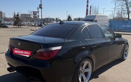 BMW 5 серия, 2004 год, 1 560 000 рублей, 8 фотография