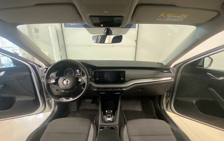 Skoda Octavia IV, 2021 год, 2 389 000 рублей, 12 фотография