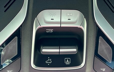 Geely Coolray I, 2022 год, 1 649 000 рублей, 28 фотография