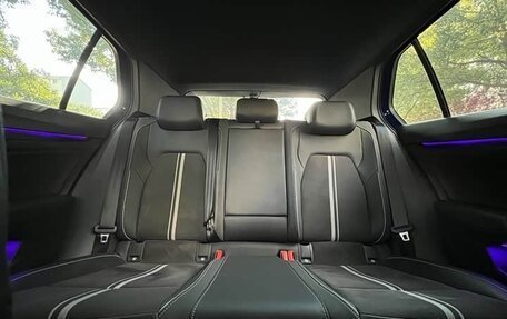Volkswagen Golf VIII, 2023 год, 1 740 000 рублей, 17 фотография