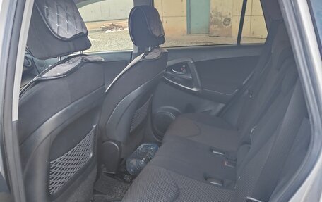 Toyota RAV4, 2012 год, 1 690 000 рублей, 6 фотография