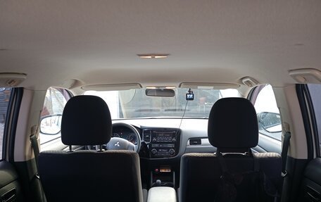 Mitsubishi Outlander III рестайлинг 3, 2012 год, 1 350 000 рублей, 6 фотография