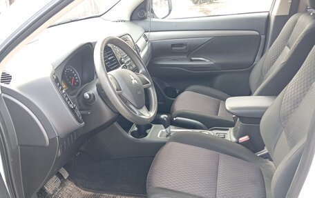 Mitsubishi Outlander III рестайлинг 3, 2012 год, 1 350 000 рублей, 7 фотография