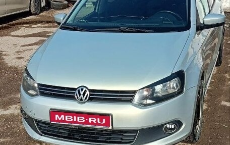 Volkswagen Polo VI (EU Market), 2013 год, 620 000 рублей, 1 фотография