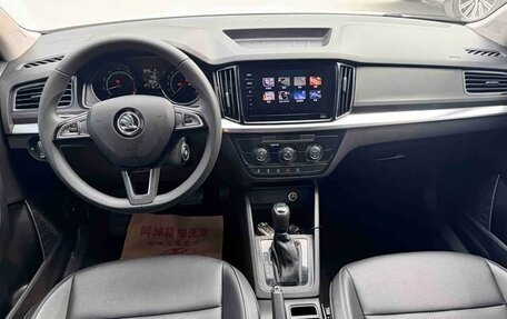 Skoda Kamiq I, 2022 год, 1 739 000 рублей, 4 фотография