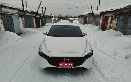 Mazda 3, 2023 год, 1 350 000 рублей, 2 фотография