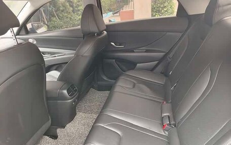 Hyundai Elantra, 2022 год, 1 120 000 рублей, 8 фотография