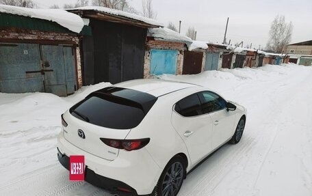 Mazda 3, 2023 год, 1 350 000 рублей, 4 фотография