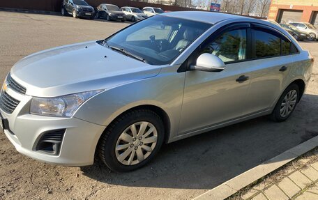 Chevrolet Cruze II, 2014 год, 800 000 рублей, 2 фотография