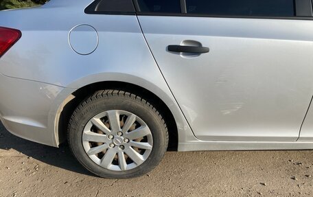 Chevrolet Cruze II, 2014 год, 800 000 рублей, 5 фотография