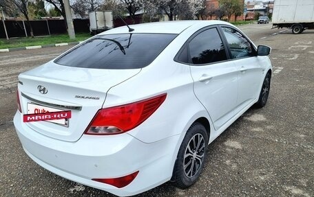 Hyundai Solaris II рестайлинг, 2015 год, 990 000 рублей, 3 фотография