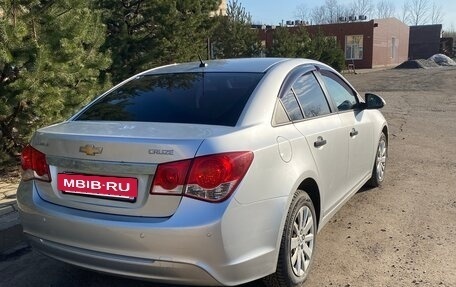Chevrolet Cruze II, 2014 год, 800 000 рублей, 8 фотография