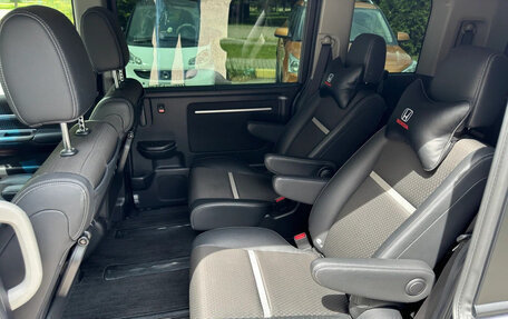 Honda Stepwgn IV, 2019 год, 1 890 000 рублей, 11 фотография