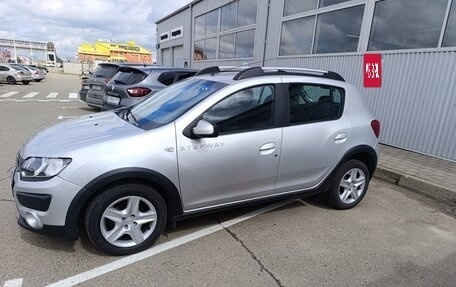 Renault Sandero II рестайлинг, 2017 год, 790 000 рублей, 2 фотография