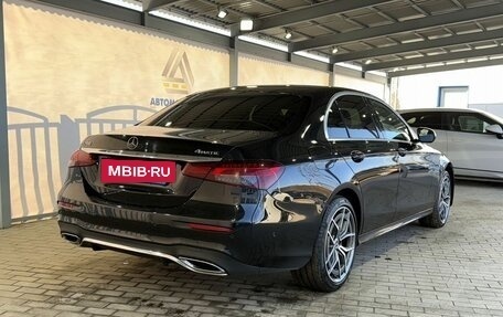 Mercedes-Benz E-Класс, 2021 год, 4 200 000 рублей, 5 фотография