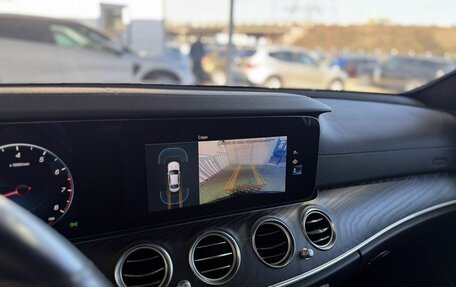 Mercedes-Benz E-Класс, 2021 год, 4 200 000 рублей, 17 фотография