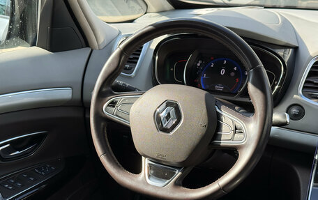 Renault Espace V рестайлинг, 2018 год, 1 749 000 рублей, 9 фотография