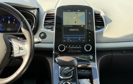 Renault Espace V рестайлинг, 2018 год, 1 749 000 рублей, 17 фотография