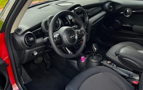 MINI Hatch, 2019 год, 1 950 000 рублей, 11 фотография