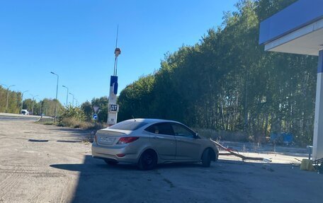 Hyundai Solaris II рестайлинг, 2013 год, 540 000 рублей, 5 фотография