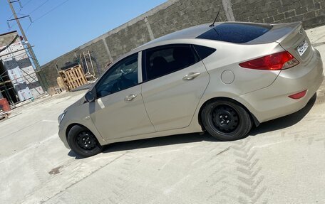 Hyundai Solaris II рестайлинг, 2013 год, 540 000 рублей, 12 фотография