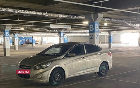 Hyundai Solaris II рестайлинг, 2013 год, 540 000 рублей, 8 фотография