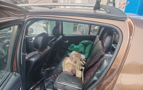 Renault Sandero I, 2013 год, 800 000 рублей, 6 фотография