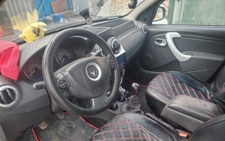 Renault Sandero I, 2013 год, 800 000 рублей, 8 фотография