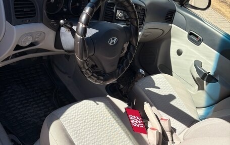 Hyundai Verna II, 2006 год, 450 000 рублей, 6 фотография