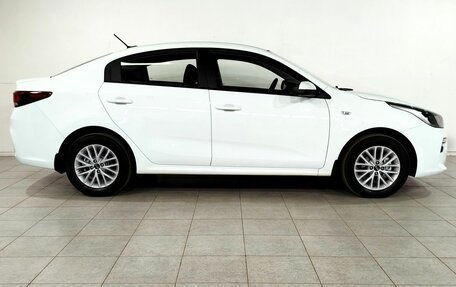 KIA Rio IV, 2018 год, 1 395 000 рублей, 3 фотография