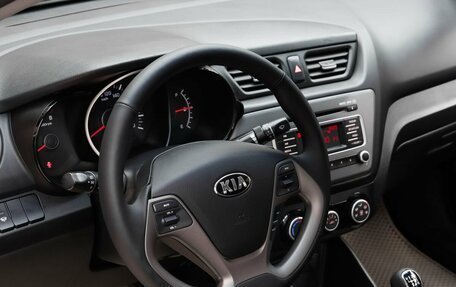 KIA Rio III рестайлинг, 2017 год, 1 079 000 рублей, 10 фотография
