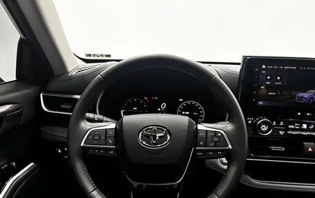 Toyota Highlander, 2026 год, 5 389 000 рублей, 11 фотография