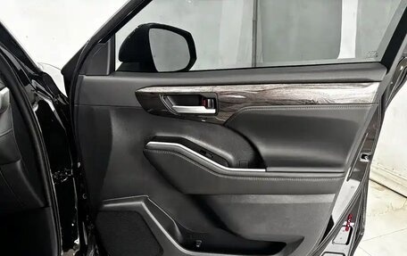 Toyota Highlander, 2026 год, 5 389 000 рублей, 18 фотография