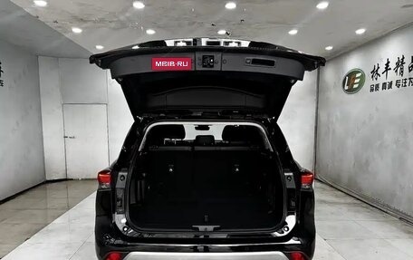 Toyota Highlander, 2026 год, 5 389 000 рублей, 27 фотография