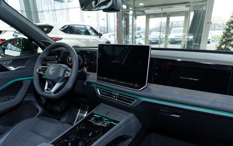 Volkswagen Tiguan, 2025 год, 5 400 000 рублей, 9 фотография