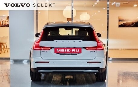 Volvo V60 Cross Country II, 2025 год, 5 800 000 рублей, 3 фотография