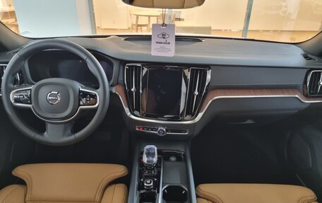 Volvo V60 Cross Country II, 2025 год, 5 800 000 рублей, 5 фотография