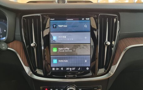 Volvo V60 Cross Country II, 2025 год, 5 800 000 рублей, 15 фотография