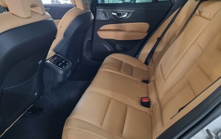 Volvo V60 Cross Country II, 2025 год, 5 800 000 рублей, 17 фотография