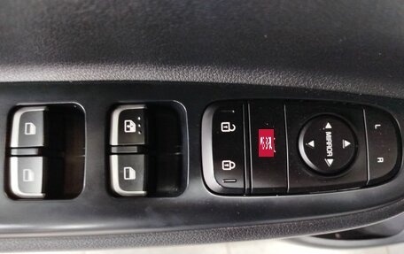 KIA Rio IV, 2018 год, 1 395 000 рублей, 18 фотография