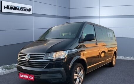 Volkswagen Caravelle T6 рестайлинг, 2022 год, 5 173 000 рублей, 1 фотография