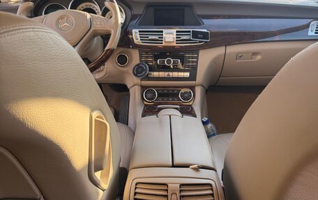 Mercedes-Benz CLS, 2013 год, 2 600 000 рублей, 11 фотография