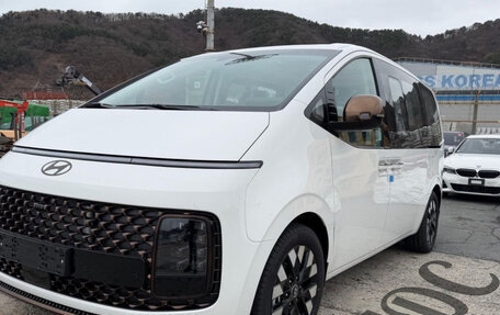 Hyundai Staria, 2025 год, 10 290 000 рублей, 1 фотография