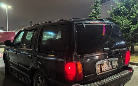 Lincoln Navigator, 1998 год, 490 000 рублей, 6 фотография