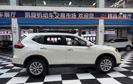 Nissan X-Trail, 2022 год, 2 243 000 рублей, 10 фотография