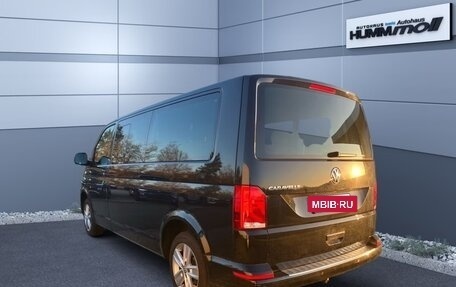 Volkswagen Caravelle T6 рестайлинг, 2022 год, 5 173 000 рублей, 6 фотография